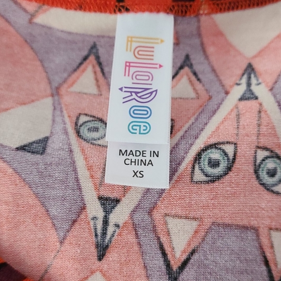 Lularoe Fox Classic Tee XS - Picture 3 of 3